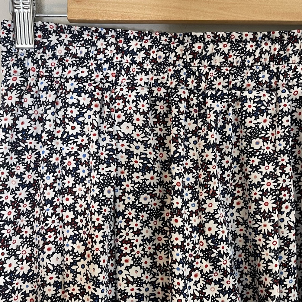 Uniqlo Womens Floral Pleated Elastic Waist A-Line Skort Size M - Picture 3 of 6